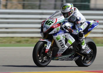 Carrera hero&iuml;ca de Cluzel desdel pit-lane a la setena posici&oacute;