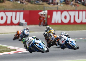 Doblete hist&oacute;rico del Tuenti HP 40 en el Circuit de Catalunya