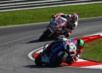 Laverty torna en el podi a Sepang