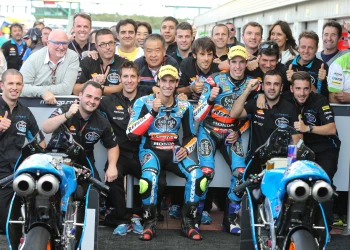 Rins y M&aacute;rquez vuelven a lo m&aacute;s alto del podio