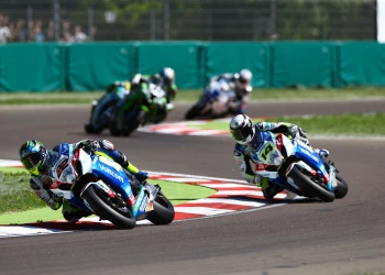 Un top ten para Lowes en Imola