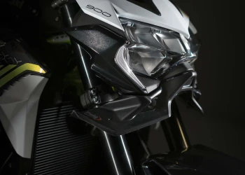 Nuovo spoiler anteriore Naked per Kawasaki Z900