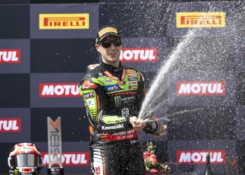 A victory and two podiums for Rea in Aragon