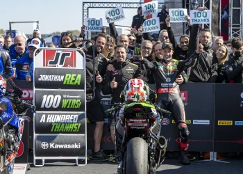 Rea adds a new record with Kawasaki