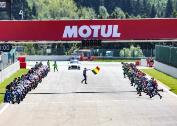 The CBR 1000RR-R shines at Spa-Francorchamps and seizes third place on the podium. 