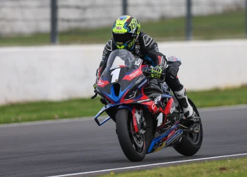 Foray und Arbel erobern den Magny-Cours Circuit 