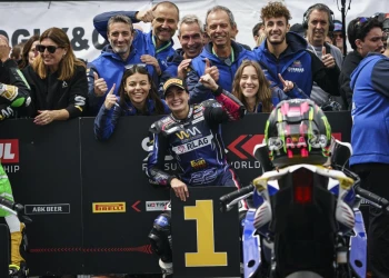 EMOCIÓ DESCONTROLADA A DONINGTON PARK 