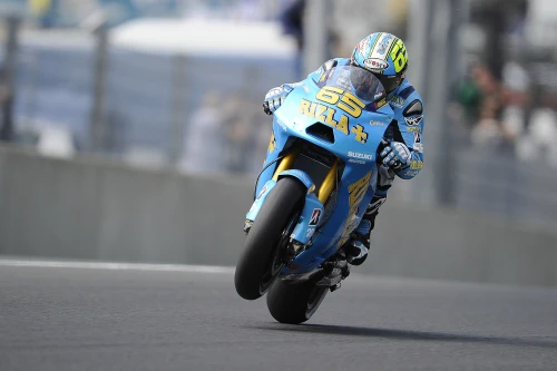 Double points finish for Rizla Suzuki