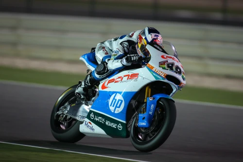 Maverick Vi&ntilde;ales spectacular debut in the GP of Qatar!