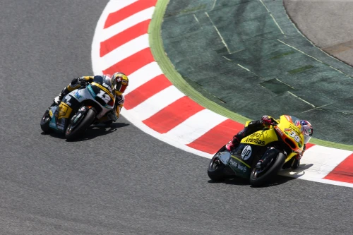 Rins second in a huge demonstration pundonor