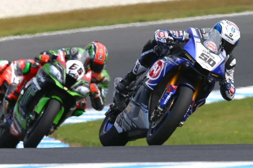 Guintoli Close to Podium for Pata Yamaha in Phillip Island Race Two