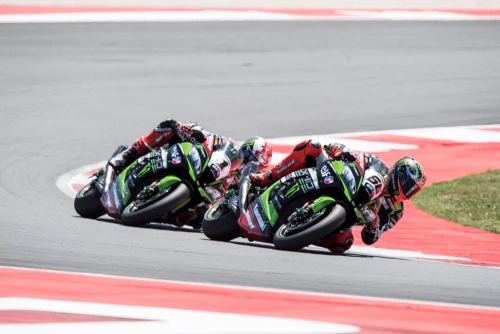 REVA I SYKES DE NOU EN EL PODI DE MISANO