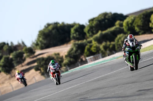 Doblete para Jonathan Rea y para el KRT