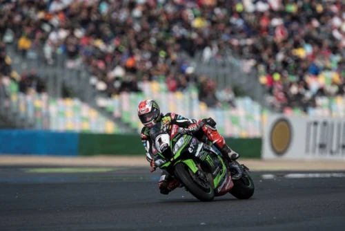  REA FA HISTÒRIA AMB EL SEU TERCER TÍTOL DE WORLDSBK CONSECUTIU