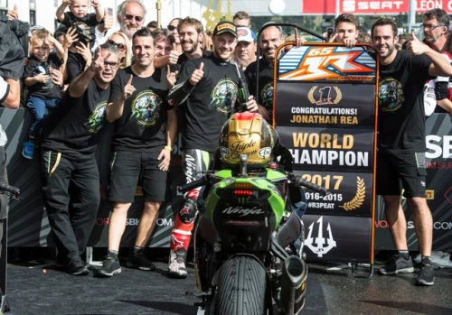  REA FA HISTÒRIA AMB EL SEU TERCER TÍTOL DE WORLDSBK CONSECUTIU