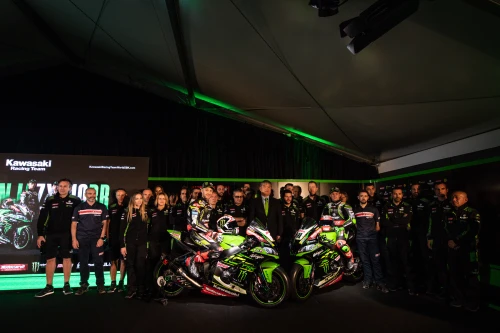 El Kawasaki Racing Team se presenta en Australia