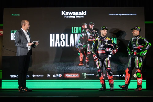 Le Kawasaki Racing Team se présente en Australie