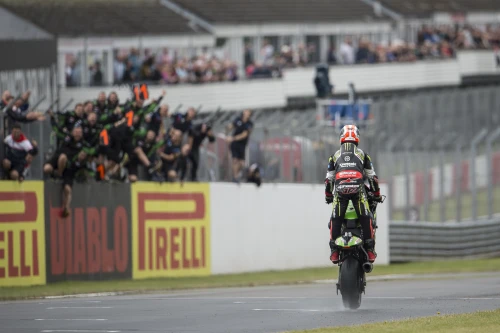 8ème course mondial SBK à Donington Park