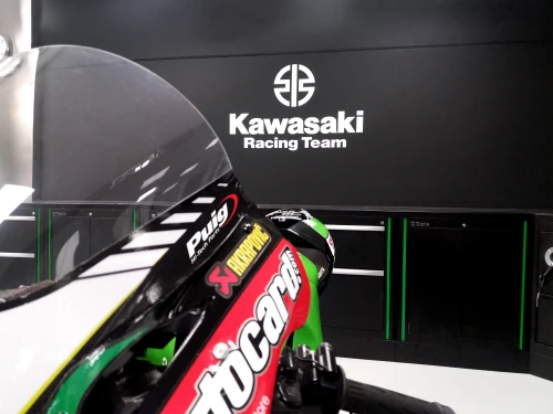 Puig and Kawasaki Racing Team renew their technical collaboration