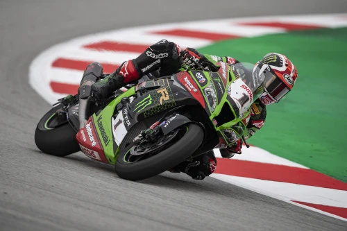 Rea leaves Montmeló leader