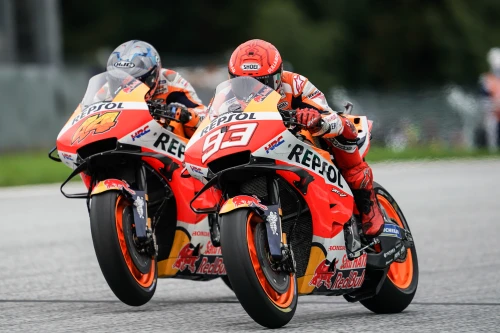 Márquez persigue la victoria en Austria