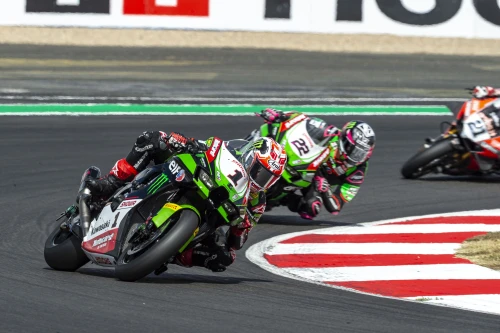 Plus de pôles pour kawasaki sur Magny-Cours