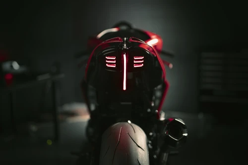 Puig desvela la Diablo, su visión de la moto del futuro