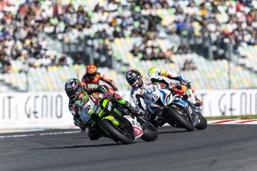 Rea, protagonist in Magny-Cours for an incident with Bautista