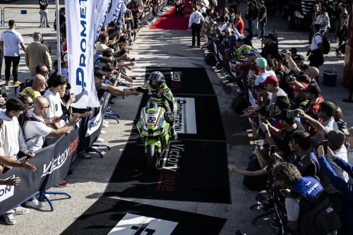 Ana Carrasco, Bicampionessa del Mondo: Un'Icona del Motociclismo