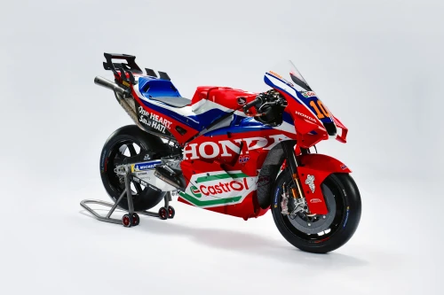 Honda HRC e Puig siglano il loro futuro insieme con un rinnovo di due anni